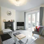 Rent 4 bedroom apartment in Reigate and Banstead