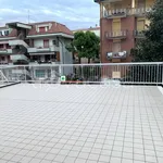 Affitto 3 camera appartamento di 65 m² in San Benedetto del Tronto