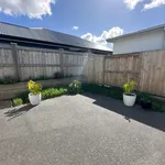 Rent 2 bedroom house in Papamoa