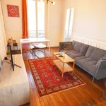 Appartement de 55 m² avec 3 chambre(s) en location à Paris