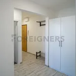 Rent 1 bedroom apartment of 12 m² in Pardubice