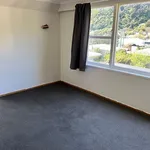 Rent 4 bedroom house in Lower Hutt