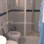 Rent 4 bedroom house of 120 m² in Trani