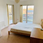 Rent 2 bedroom apartment in Manchester