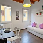 Rent 1 bedroom apartment of 20 m² in Florence