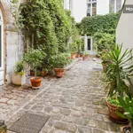 Appartement de 61 m² avec 1 chambre(s) en location à Paris