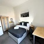 Rent 3 bedroom apartment in Scotland