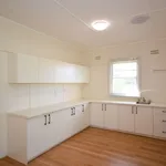 Rent 4 bedroom house in Mudgee