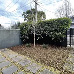 Rent 1 bedroom apartment in Hawthorn