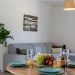 Rent 1 bedroom apartment of 61 m² in brussels