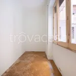 Affitto 5 camera appartamento di 160 m² in Palermo