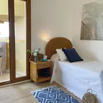 Rent 3 bedroom apartment of 110 m² in Valencia