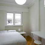 Rent 6 bedroom apartment in Lisbon