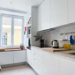 Rent 1 bedroom apartment of 90 m² in lisbon