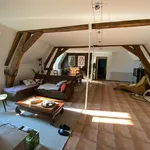 Appartement de 145 m² avec 5 chambre(s) en location à DIJONT