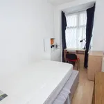 Rent 5 bedroom flat in Birmingham