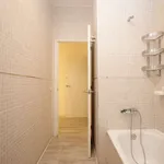 Rent a room of 134 m² in barcelona