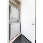 Rent 2 bedroom apartment in Manhattan