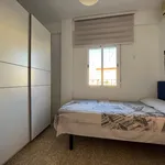 Rent 3 bedroom apartment in Seville