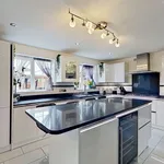 Rent 6 bedroom house in West Midlands