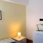 Rent 4 bedroom apartment in Rome