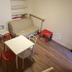 Affitto 2 camera appartamento di 40 m² in Desenzano del Garda