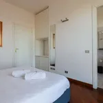 Rent 1 bedroom apartment of 65 m² in milan