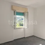 Affitto 3 camera appartamento di 61 m² in Valbrevenna