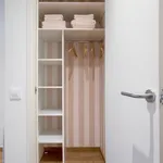 Rent 3 bedroom apartment of 90 m² in Barcelona