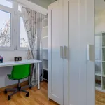 Rent a room of 160 m² in madrid