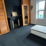 Rent 3 bedroom flat in Newcastle upon Tyne