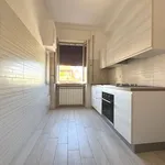 Affitto 3 camera appartamento di 85 m² in Roma