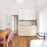 Rent 3 bedroom apartment in Praha 5