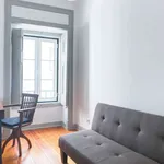 Rent 2 bedroom apartment of 70 m² in lisbon