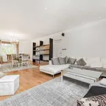 Rent 3 bedroom apartment in London