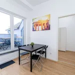 Rent a room of 213 m² in berlin