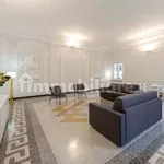 Rent 4 bedroom apartment of 200 m² in Genoa