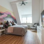 Rent 7 bedroom apartment of 200 m² in Berlin