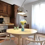 Rent 1 bedroom apartment of 484 m² in Milan