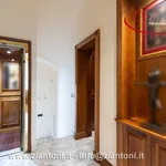 Rent 5 bedroom house of 1 m² in Rome