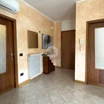 Rent 4 bedroom apartment of 99 m² in Montagna in Valtellina