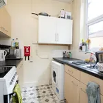 Rent 3 bedroom flat in West Midlands