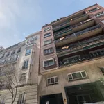 Rent 1 bedroom apartment of 194 m² in Madrid