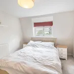 Rent 2 bedroom apartment of 81 m² in London