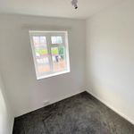 Rent 3 bedroom flat in West Midlands