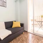 Rent 5 bedroom apartment in Valencia