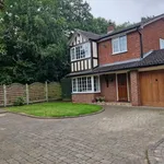 Rent 4 bedroom flat in West Midlands