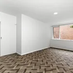 Rent 2 bedroom apartment in Hawthorn