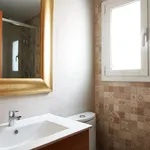 Rent 4 bedroom apartment of 55 m² in Barcelona