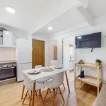 Rent 5 bedroom apartment in Valencia